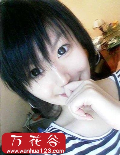e39726537_13c471be05fg2_b.jpg