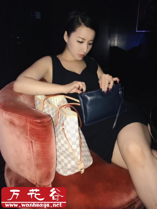 约会性感娇娃 文文之女人香