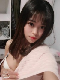 秦宛 18岁 46公斤.160 .胸围34B